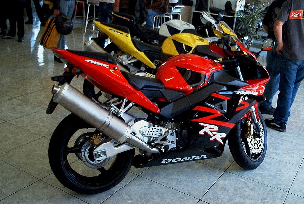 Cbr 959 shop